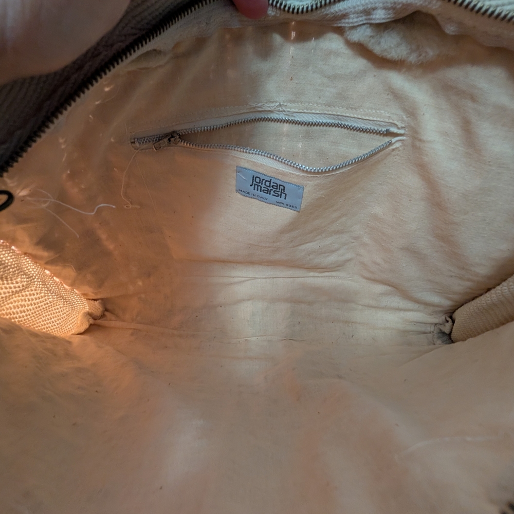 Elegant Tan Woven Tote Bag - Picture 5 of 6